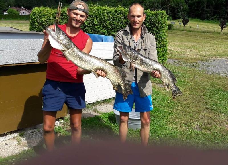 Blüml Christian und Johannes Hecht 102cm 8,10 Kg und 84cm Ossiachersee